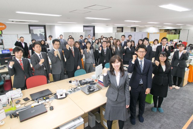 社内には各分野のプロフェッショナルが在籍。活気のある職場です！